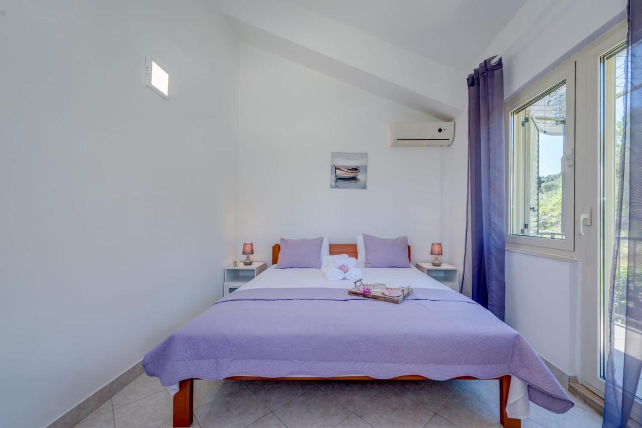 Holiday Home Kalinic Slatine Luaran gambar
