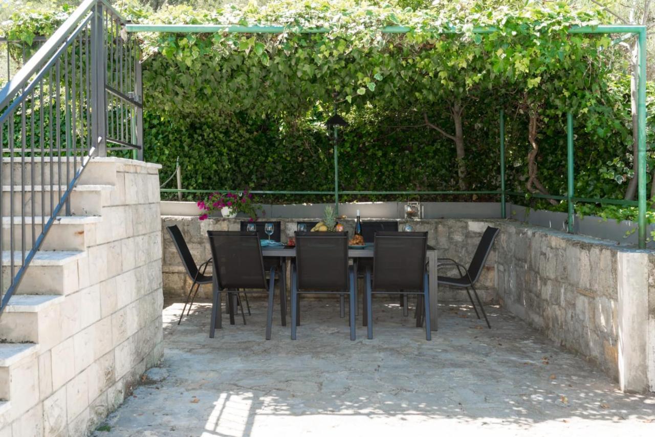 Holiday Home Kalinic Slatine Luaran gambar